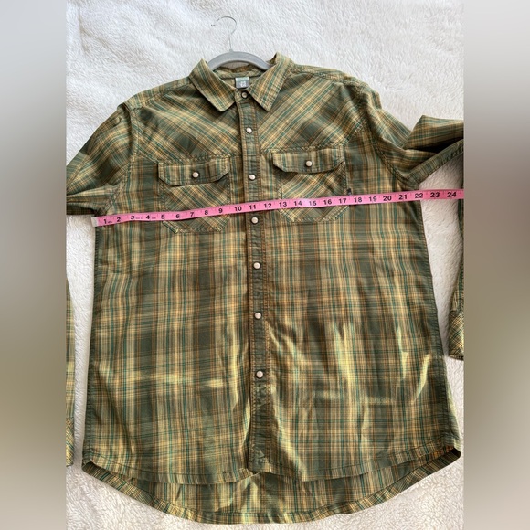Stio Green and Yellow Flannel Plaid Button Down Shirt - Picture 4 of 11